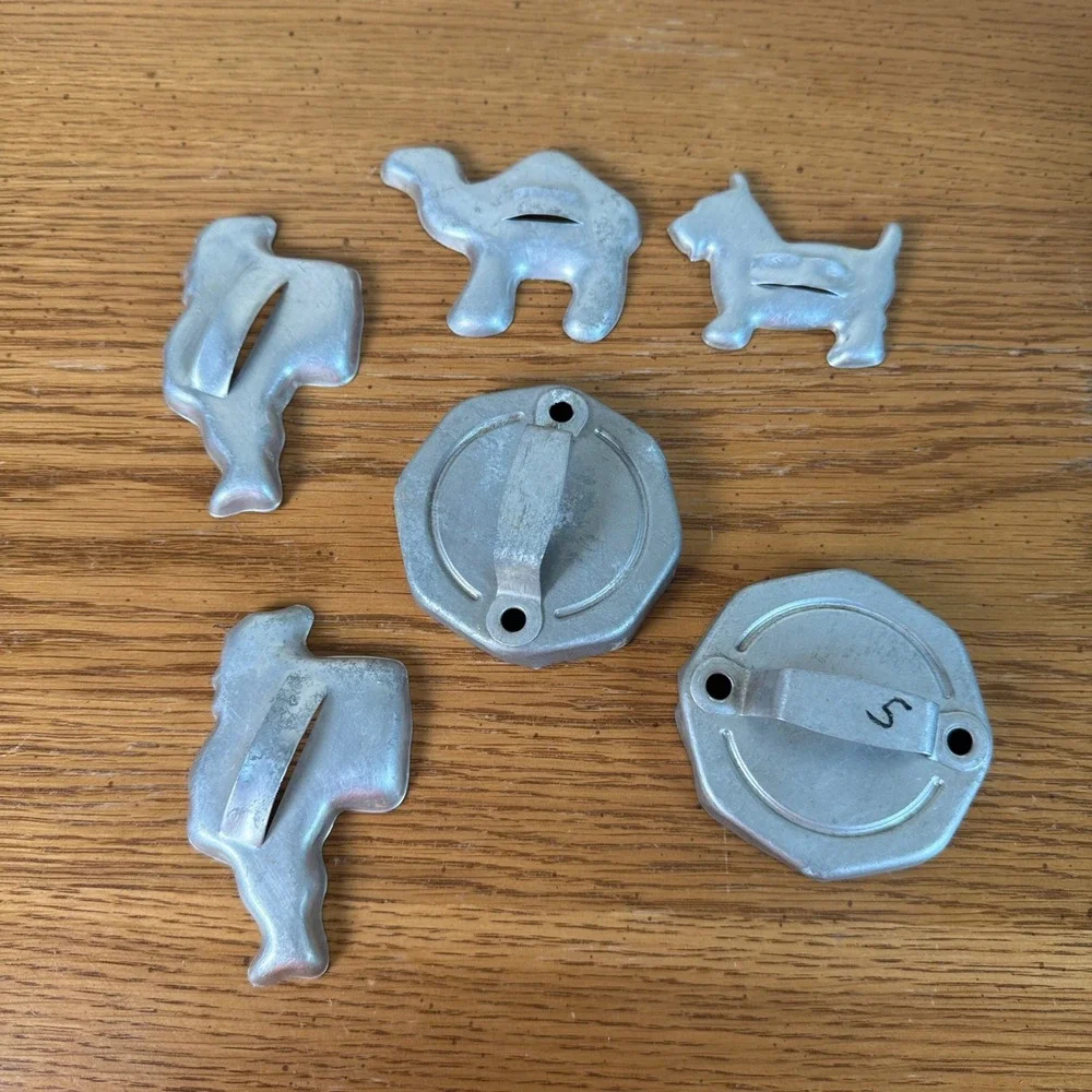 Vintage Aluminum‎ Cookie Biscuit Cutters Camel Scottie Dog Santa Octagon Metal